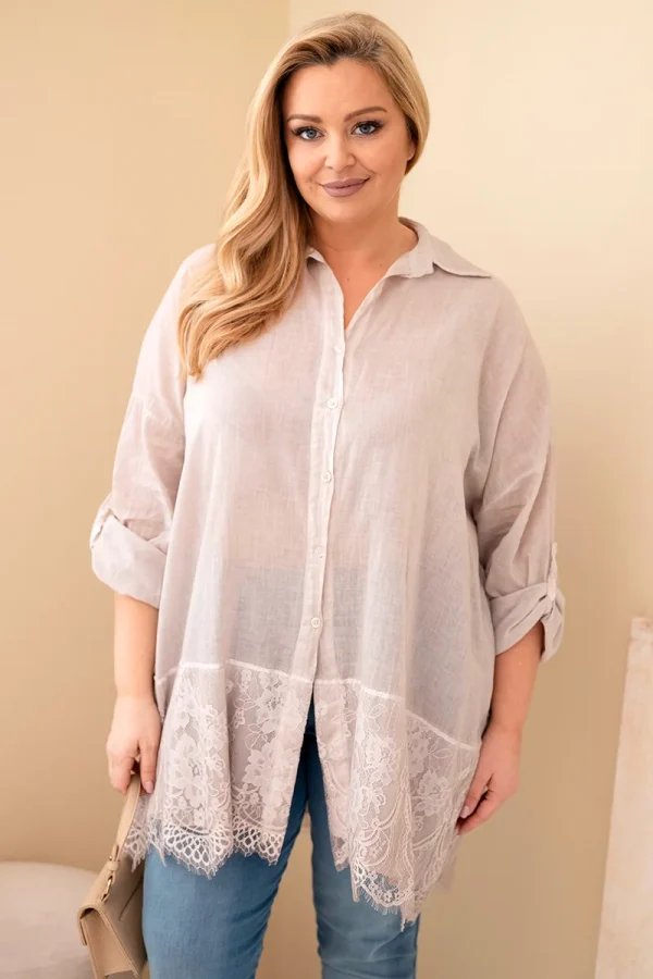 Koszula damska Plus Size bawełniana przecierana z koronkowym wykończeniem ciemno beżowa