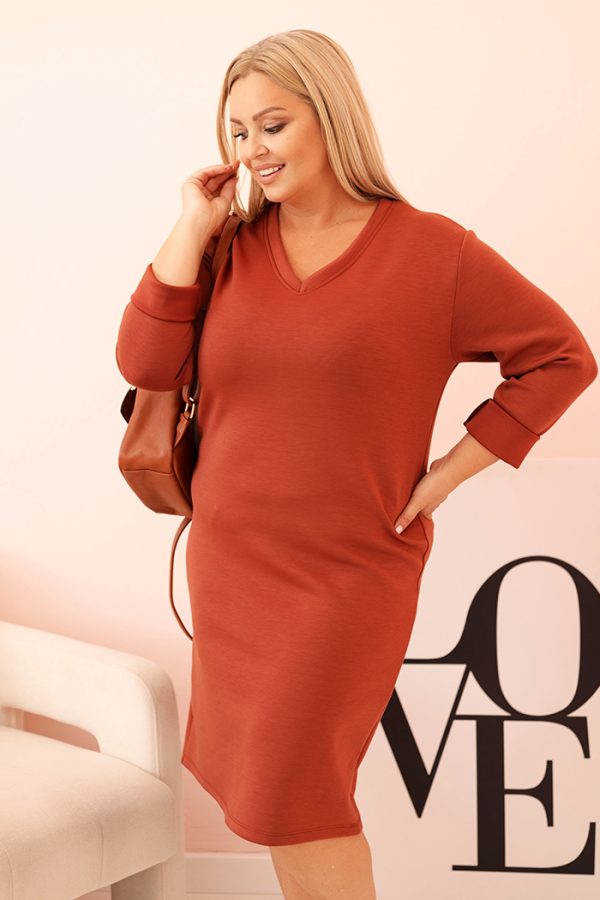 Sukienka damska Plus Size masełkowa z dekoltem V i rękawem ruda