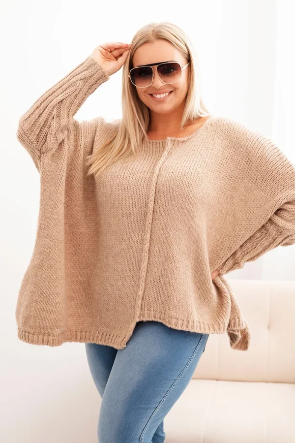 Sweter damska Plus Size z akrylem o luźnym kroju i rękawem 3/4 camelowy