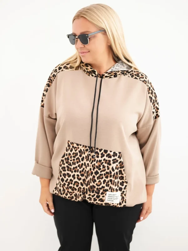 Bluza damska Plus Size wiskozowa z kapturem i wstawkami w panterkę