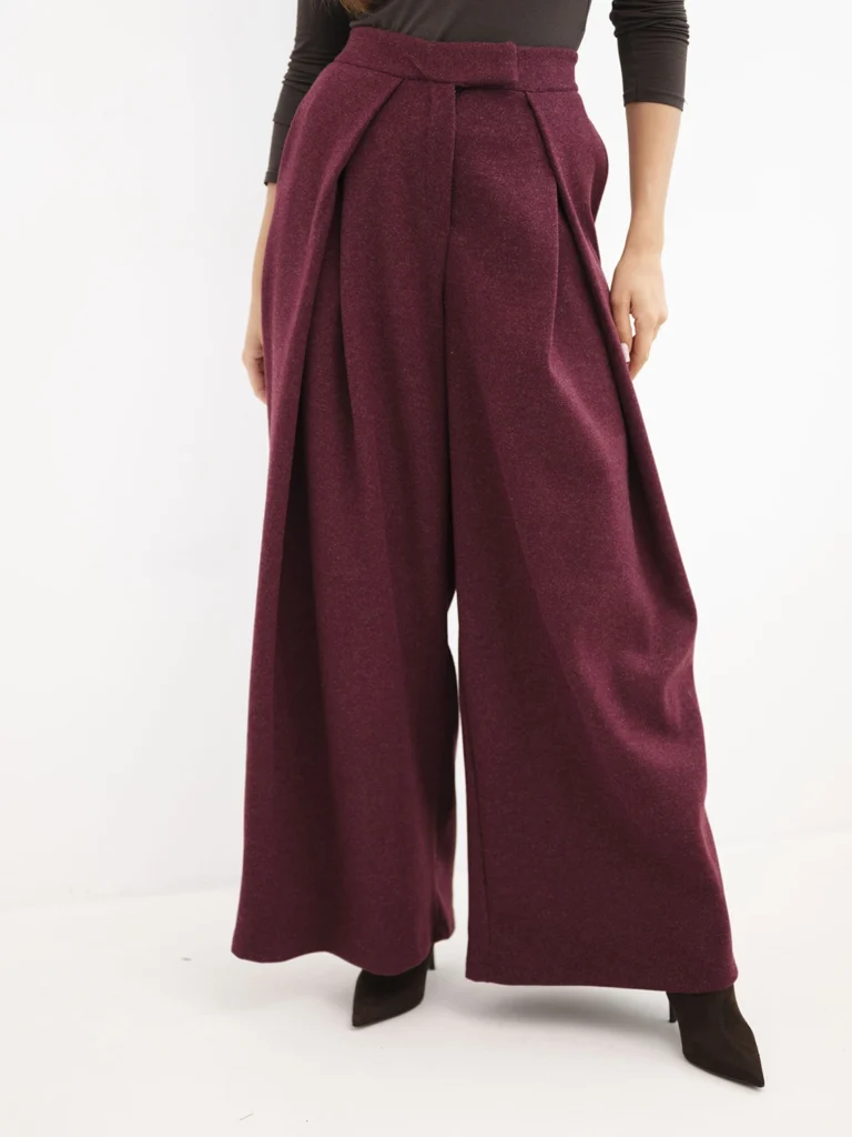 Bordowy